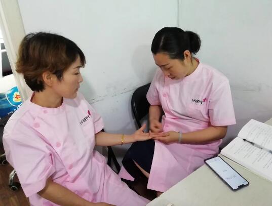 小兒推拿培訓班