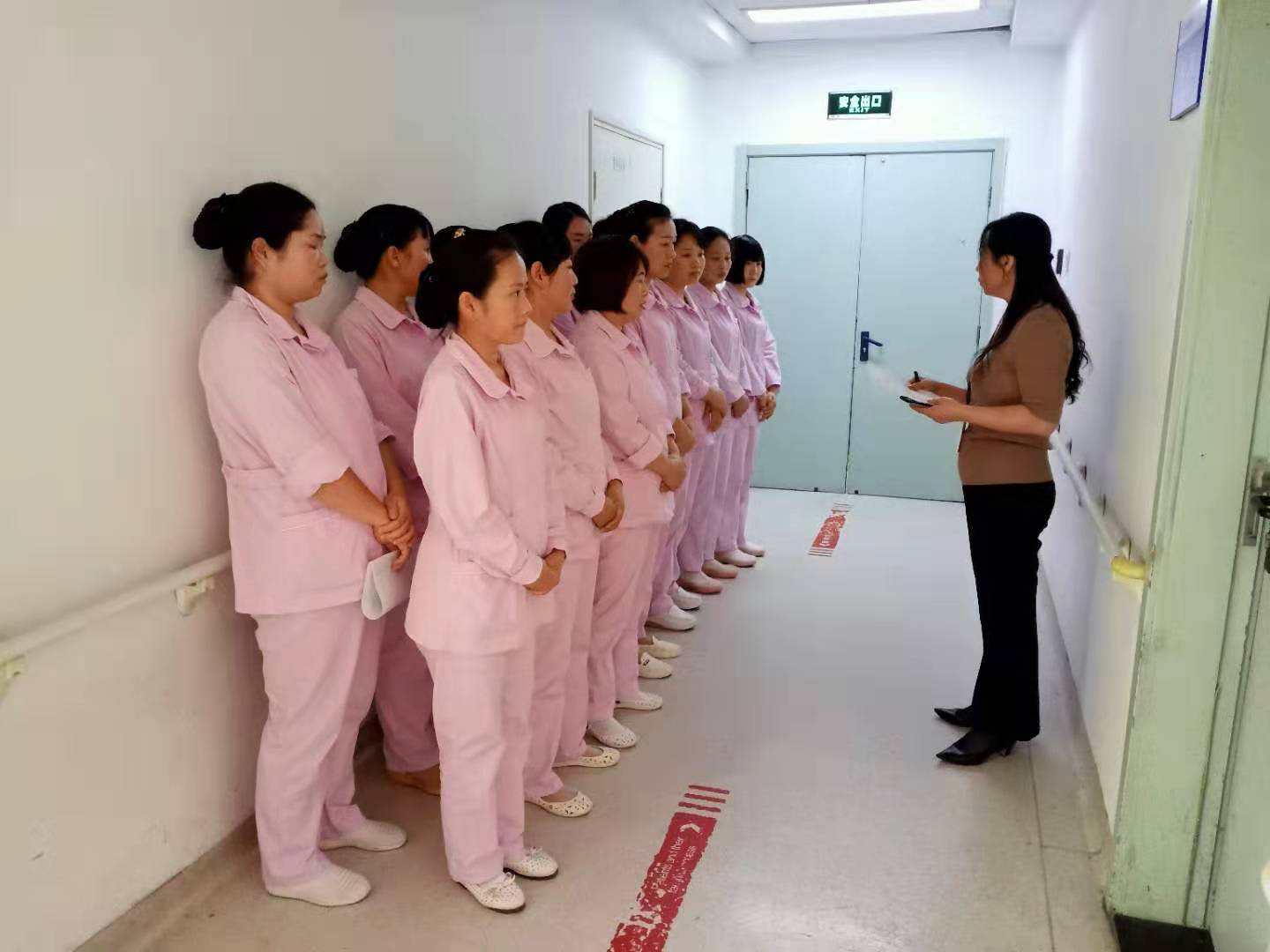 【備孕專(zhuān)欄】孕期孕吐嚴重怎么辦 有什么好的緩解方法嗎 十月陽(yáng)光月嫂有妙招