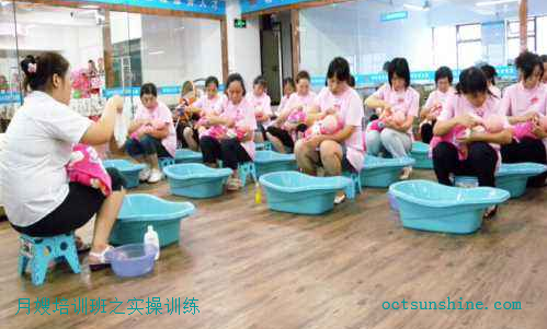 怎么辨別月嫂培訓機構是否正規