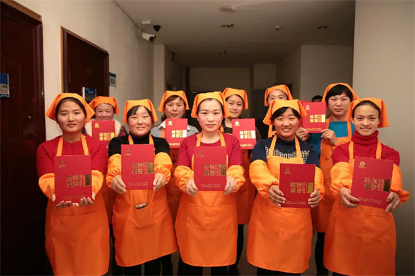 為什么很多人學(xué)了家政，入行后卻找不到工作？